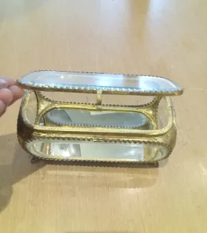 Jewellery box